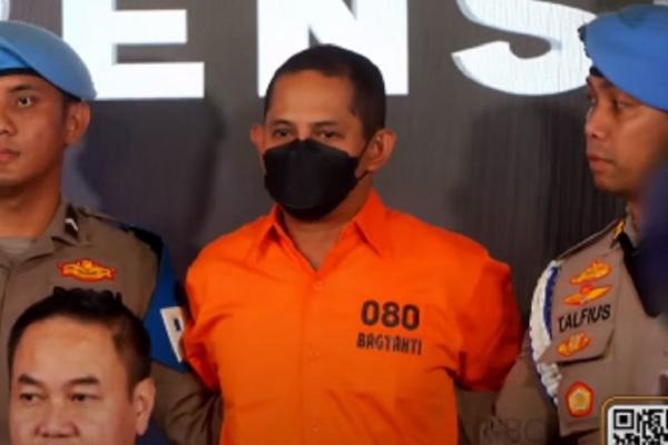 AKBP Fajar, Eks Kapolres Ngada Terjerat Kasus Narkoba dan Pelecehan Seksual Anak