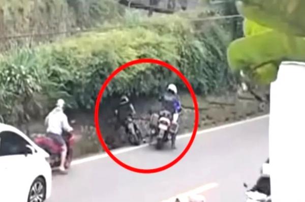 Oknum Patwal Viral Tendang Pemotor akan Ditindak Tegas, Polres Bogor Copot Jabatannya