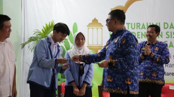 ILUNI SMPN 2 Garut, Gelar Baksos Ramadan Hadirkan Bupati Garut Syakur Amin