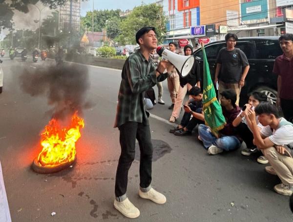 Tanggapi RUU TNI yang Dibahas DPR, Aliansi Mahasiswa di Lebak Siap Turun ke Jalan