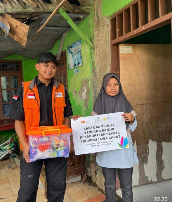 PT PLN Indonesia Power UBP Banten 1 Suralaya Bersama Rumah Zakat, Menyalurkan Bantuan Korban Banjir