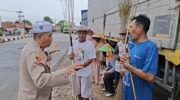 Pengais Koin di Sewo Marak Jelang Lebaran, Ini Langkah Kapolsek Pusakanagara