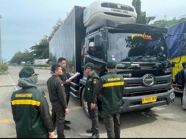 Jelang Lebaran, Barantin Perketat Pemeriksaan Hewan dan Tumbuhan di Pelabuhan Merak