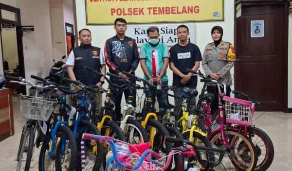 Pria Ini Doyan Nyolong Sepeda Bermerek di Jombang, Ditangkap Setelah Terekam CCTV Pria Ini Doyan Nyolong Sepeda Bermerek di Jombang, Ditangkap Setelah Terekam CCTV