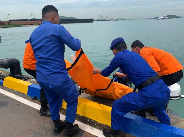 Jenazah Mr X Ditemukan di Perairan Perbatasan Indonesia–Singapura, Diduga Pemancing Hilang