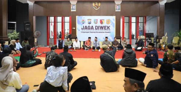 Wabup Jombang Hadiri Diskusi Publik Jaga Diwek, Serap Aspirasi dan Janjikan Pelayanan Total