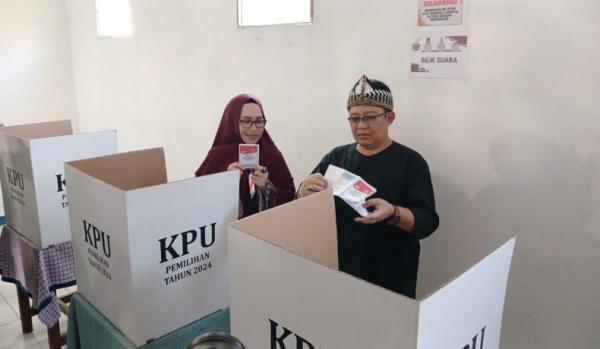 Paslon Nomor Urut 03 Ai Diantani-Iif Unggul Telak di TPS 07 Kampung Sukahaji Tempatnya Mencoblos