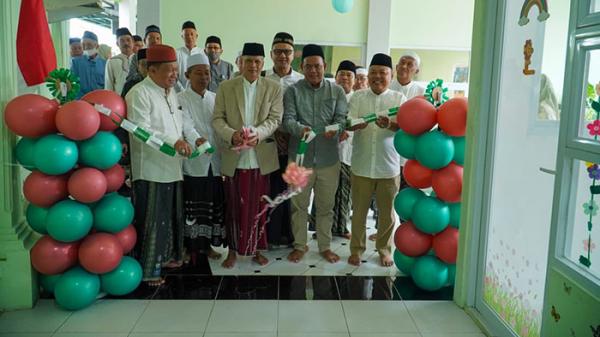 Halalbihalal Masjid Alqodar Semarang, Dua Gedung TK Islam Diresmikan Halalbihalal Masjid Alqodar Semarang, Dua Gedung TK Islam Diresmikan