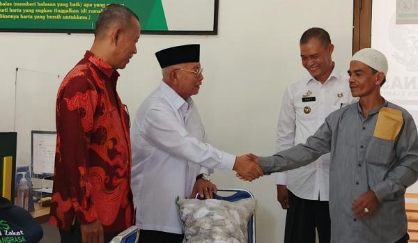 Inovasi Kencleng Baznas Ciamis: Dari Uang Receh jadi Miliaran Rupiah Inovasi Kencleng Baznas Ciamis: Dari Uang Receh jadi Miliaran Rupiah