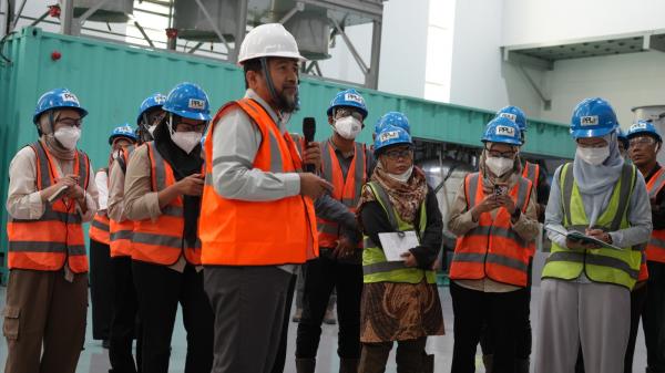 Kampanye 'Indonesia Bebas PCBs 2028' KLH Sambangi PPLI di Klapanunggal Kabupaten Bogor