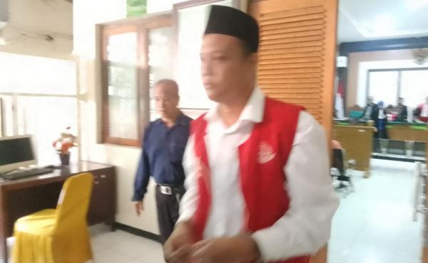 Apes! Niat Hindari Lubang, Pemotor Malah Ketahuan Bawa 30 Butir Ekstasi