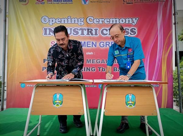 SMK Semen Gresik dan PT Indospring Luncurkan Kelas Industri, Cetak Generasi Siap Kerja