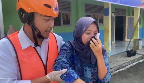 Ratusan Siswa SMP Negeri 15 Kota Tasikmalaya Berhamburan Keluar saat Diguncang Gempa, Ternyata......