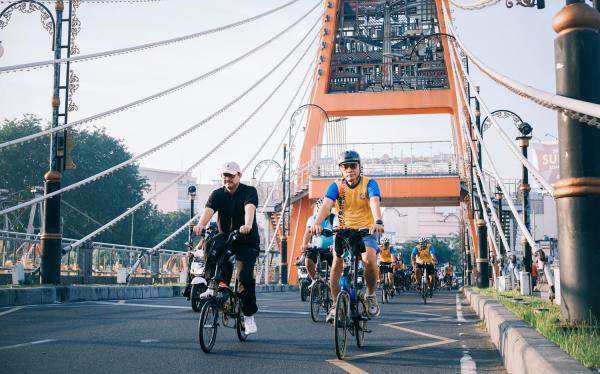 Peringati Bulan K3 Sedunia, Pemkot Surabaya dan Pelindo Gelar Bike to Work dan Donor Darah