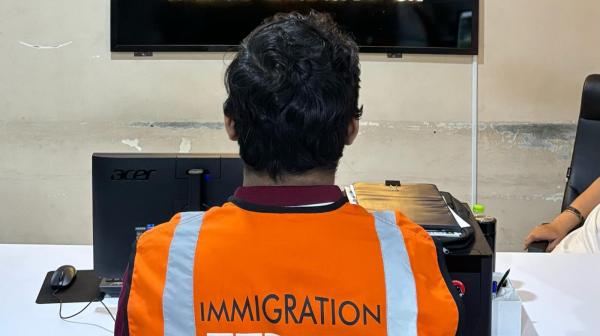 Imigrasi Depok Deportasi WNA Pakistan yang Mengaku Investor, Ternyata Bodong
