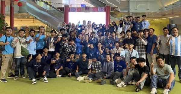 Pangkalan Visual 2025 SMK IPIEMS Surabaya, Tampilkan Karya Siswa DKV Bertema GALASEA