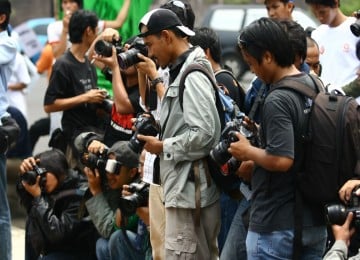 May Day 2025: PHK dan Upah Rendah Masih Membayangi Pekerja Media
