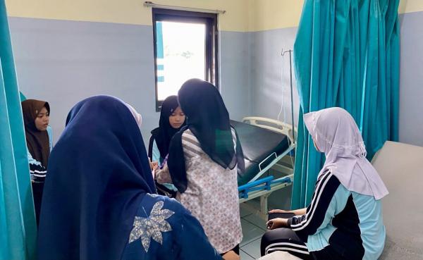 Diduga Keracunan MBG, Belasan Pelajar di Rajapolah Tasikmalaya Alami Gejala Gangguan Pencernaan