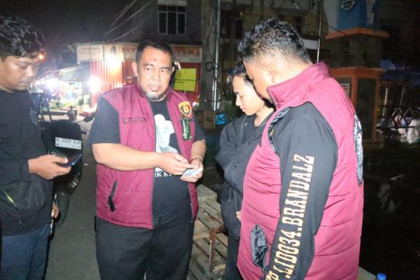 Dua orang preman palak supir pengangkut sayur diamankan JSC Polres Cilegon.