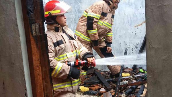Kebakaran Rumah di Berbek, Diduga Akibat Kompor LPG