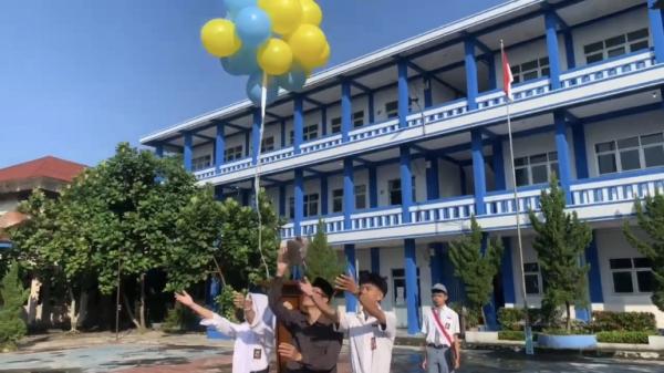 Lepas Siswa dengan Kesederhanaan, SMK BPN Tasikmalaya Ikuti Imbauan Gubernur Jabar Dedi Mulyadi