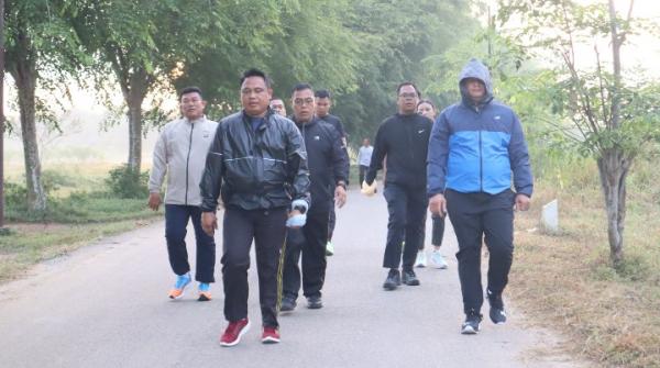 Kapolres Batu Bara AKBP Doly Nelson Nainggolan Ajak Personil Jaga Kebugaran Lewat Olahraga Bersama