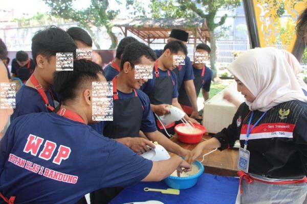 Rutan Kebonwaru Bandung Gelar Pelatihan Pastry dan Barber bagi Warga Binaan