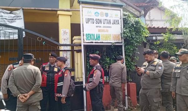 SDN Utan Jaya Depok Digembok Ahli Waris, Siswa Terpaksa Belajar dari Rumah