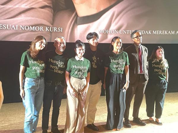 Dekat Dengan Kehidupan Sehari Hari, Film 'Mungkin Kita Perlu Waktu' Buat Penonton dan Aktor Relate
