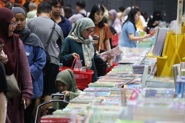 Berburu Buku Murah di Big Bad Wolf Books Surabaya 2025