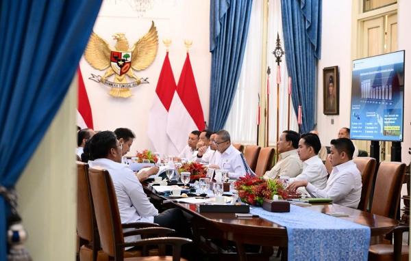 Koperasi Merah Putih yang Sudah Terbentuk 9.835 Unit, Prabowo Bahas di Ratas