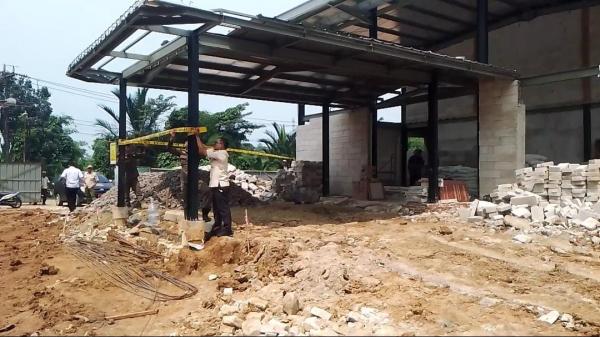 Belum Lengkapi Izin, Proyek Perumahan Elit di Parungpanjang Disegel Pol PP Kabupaten Bogor