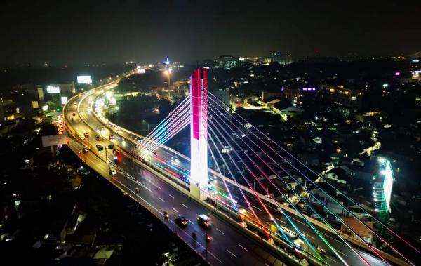 Nikmati Keindahan Jembatan Pasupati dari 4 Kafe Hidden Gem di Bandung
