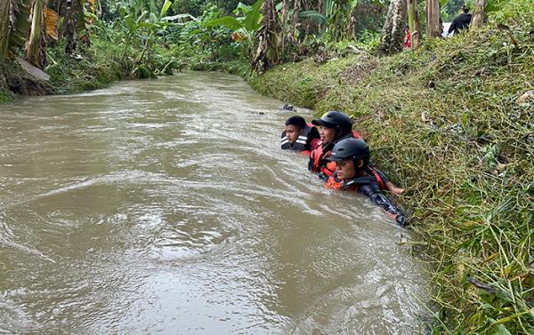 Hari Kedua Pencarian, Balita Hanyut Belum Ditemukan di Samarinda