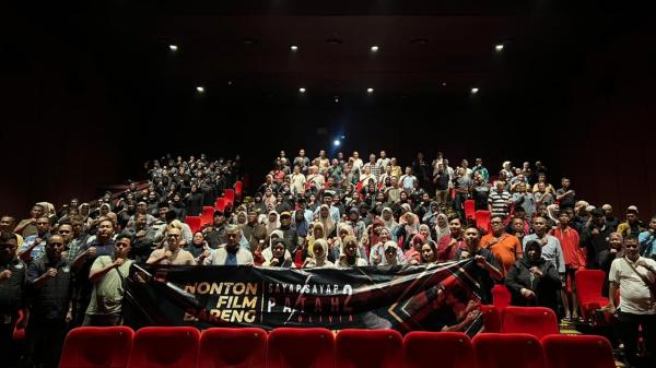 Polres Tasikmalaya Kota Gelar Nobar Film Sayap-Sayap Patah 2: Olivia, Inspirasi dan Edukasi Bahaya Polres Tasikmalaya Kota Gelar Nobar Film Sayap-Sayap Patah 2: Olivia, Inspirasi dan Edukasi Bahaya