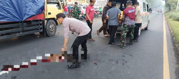 Motor Tabrak Truk Mogok di Jalan Raya Candi, Pengendara Tewas di Tempat