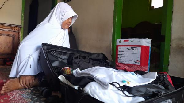 Kisah Inspiratif: Warti, Penjual Jamu Gendong Keliling di Kota Banjar Naik Haji