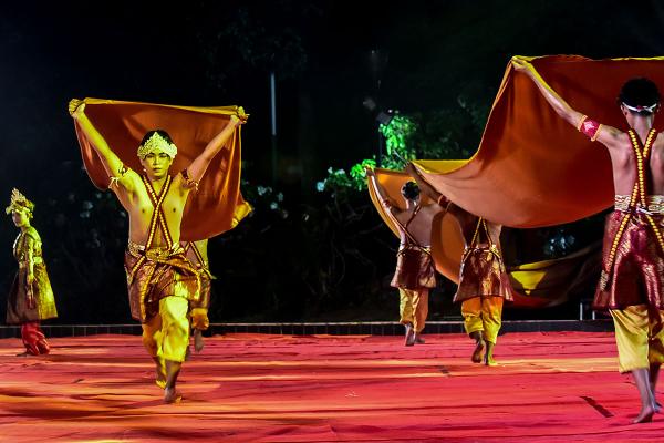 Potret Sendratasik The Glory of Sriwijaya Pada Pembukaan Festival Sriwijaya XXXIII