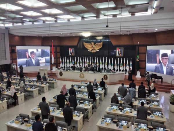 Kecewa Pernyataan Dedi Mulyadi, Fraksi PDIP Walk Out di Paripurna DPRD Jabar