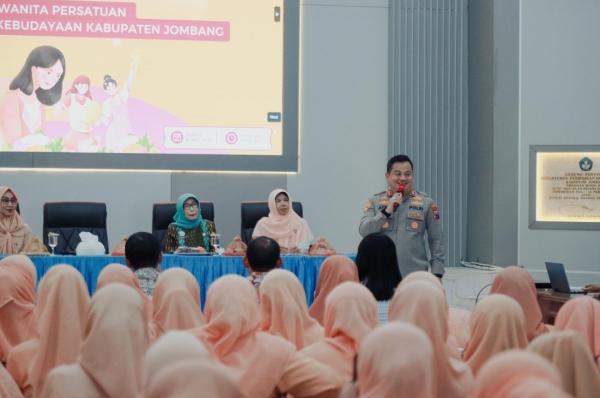 https://img.inews.co.id/media/600/files/networks/2025/05/16/6d1ec_kapolres-jombang-dwp.jpg
