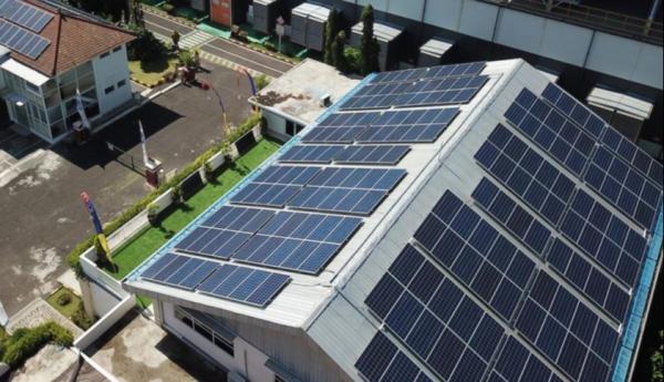 PLN Icon Plus dan Pemprov Bali Bersinergi Wujudkan 'Bali Green Island' melalui PLTS Atap