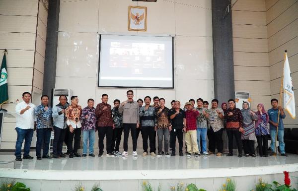 Pengurus IKA PWK UINAM Resmi Dikukuhkan, Turut Hadir Anggota DPR RI Teguh Iswara Suardi