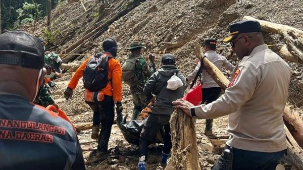 Korban Banjir Bandang Pegaf Bertambah, Tim SAR Temukan Tiga Jenazah Lagi