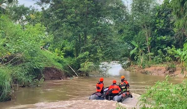 Tim SAR Gabungan Lakukan Pencarian Petani Hanyut di Ponorogo