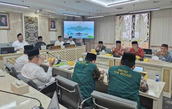 Ketua NU Bekasi: Kebijakan Dedi Mulyadi Dinilai Zalim, Pesantren Terancam!