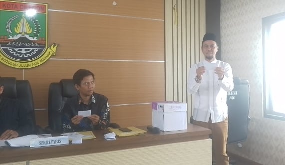 Farobi Terpilih sebagai Ketua Koperasi Merah Putih Kelurahan Lebak Denok Cilegon