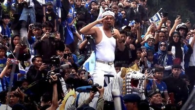 https://img.inews.co.id/media/600/files/networks/2025/05/25/66174_persib-juara.jpeg