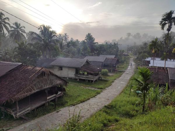 Jejak Kepercayaan Kuno Kampung Para Pengungsi Perang di Hutan Matotonan