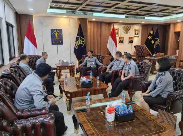 Capaian Melonjak! Kakanwil Sulbar Dipuji Sekjen Kemenkum