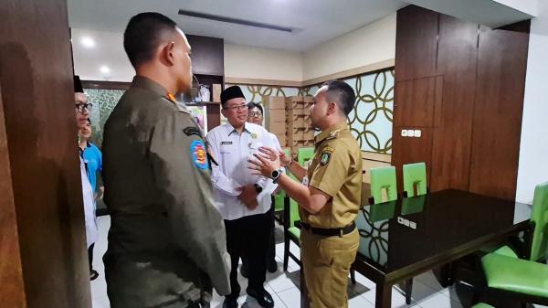 Ayam Goreng Widuran Pakai Minyak Babi, Rumah Makan Ditutup Sementara
